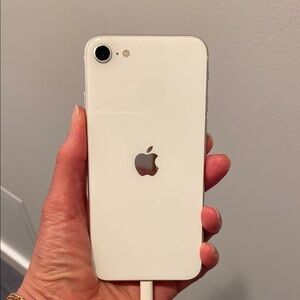 Apple iPhone SE 2020 White
